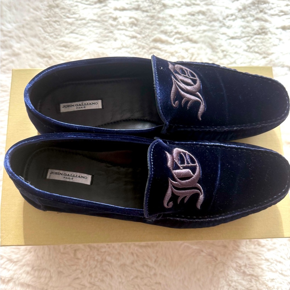 JOHN GALLIANO  Men’s Logo Velvet Loafers. Blue . Size 11,5